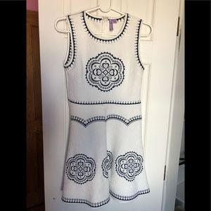 Alya | White & Blue Dress